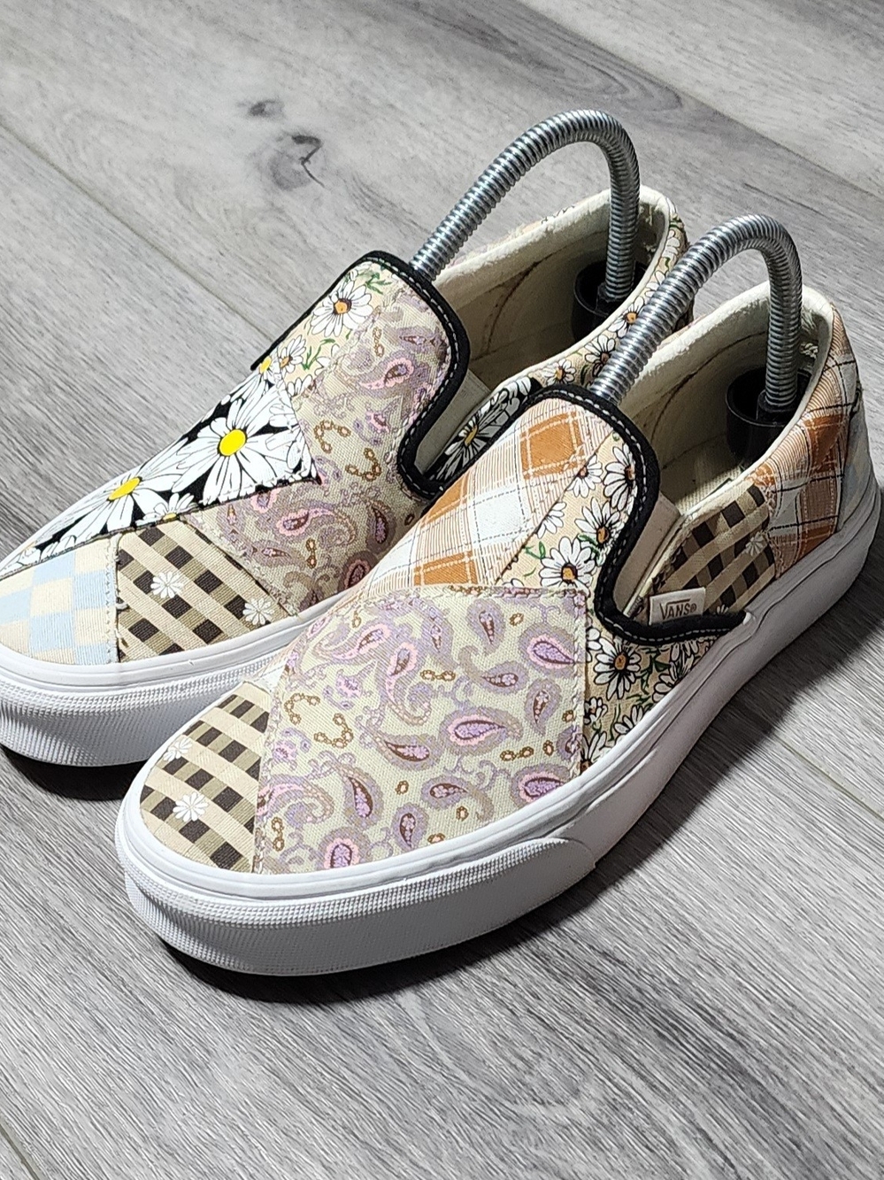 Vans Classic Slip On Meadow Patchwork Daisy Floral Sneakers Womens Size 8.5